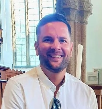 Governor Ben Roper, smiling at the camera